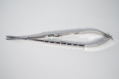 Castro Viejo with Integrated Scissors