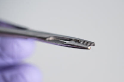 Castro Viejo with Integrated Scissors