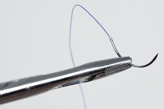 Castro Viejo with Integrated Scissors
